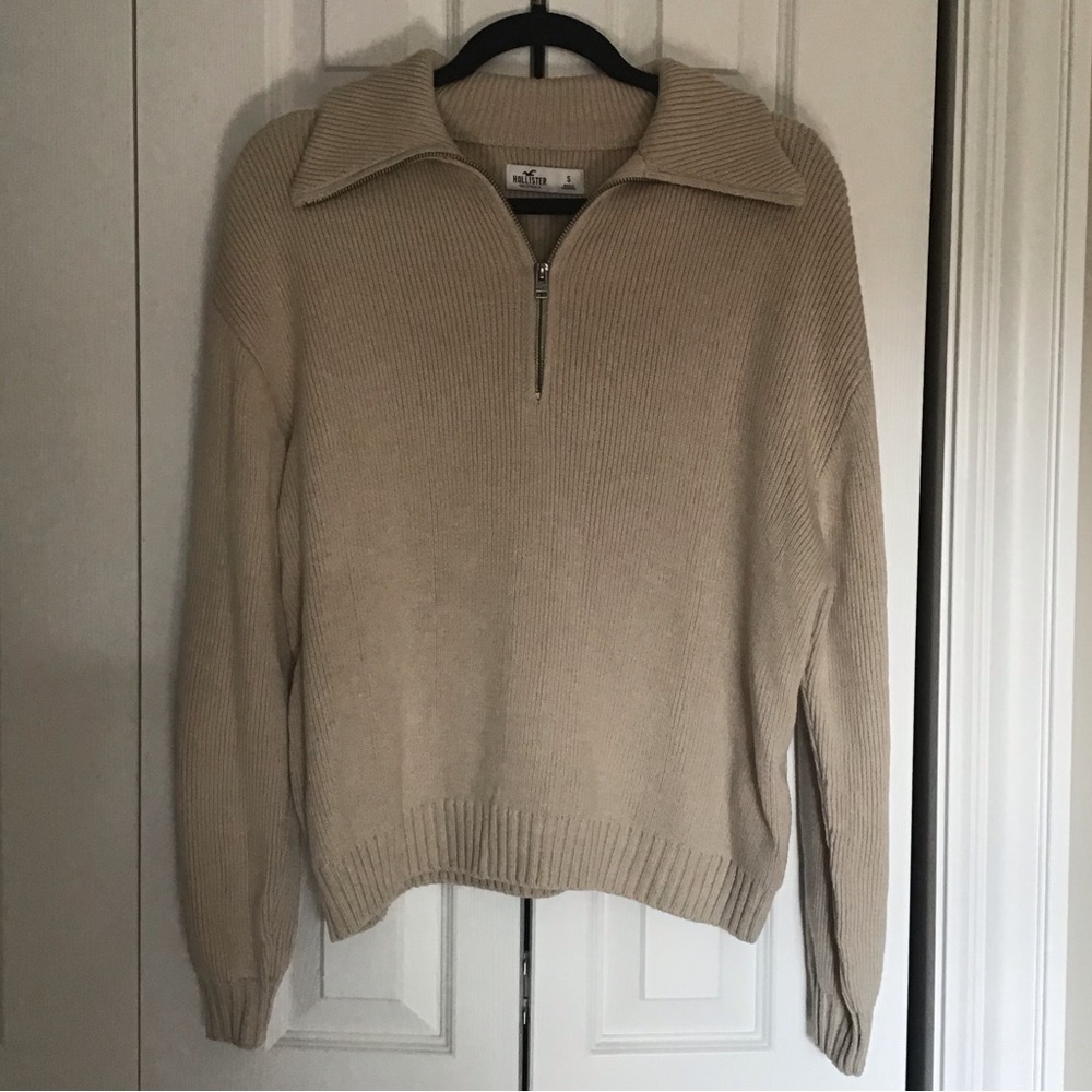 Women's Hollister Beige Oversized Collared Half-Zip Sweater